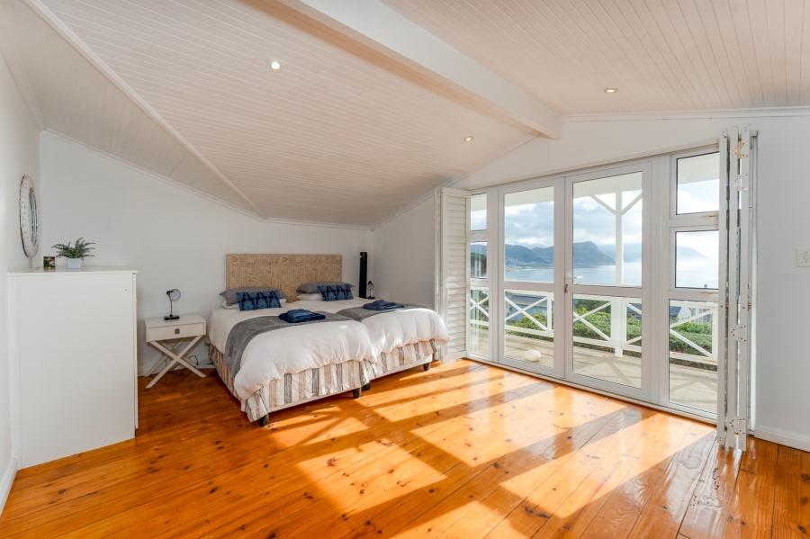 4 Bedroom Property for Sale in Simons Kloof Western Cape